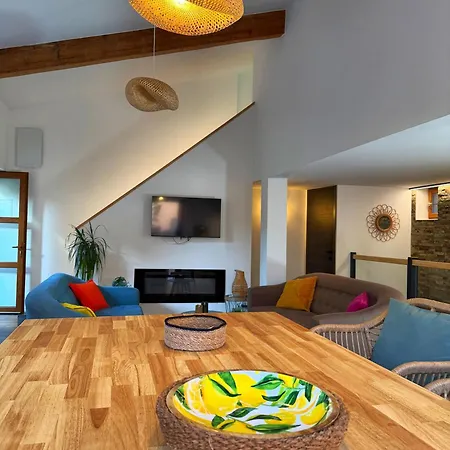 Maison Charme Centre 度假居